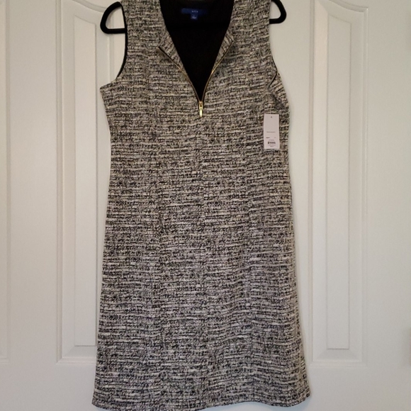 NWT Very nice zip front boucle dress - Picture 4 of 6